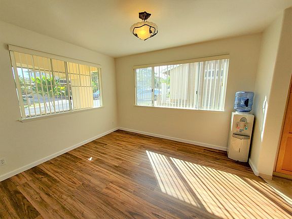 Water cooler not included. Dining area