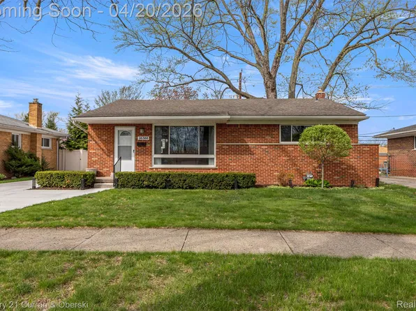 26388 Ann Arbor Trl, Dearborn Heights, MI 48127