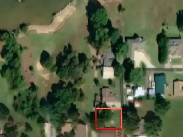 1 S Elm St, Eufaula, OK 74432