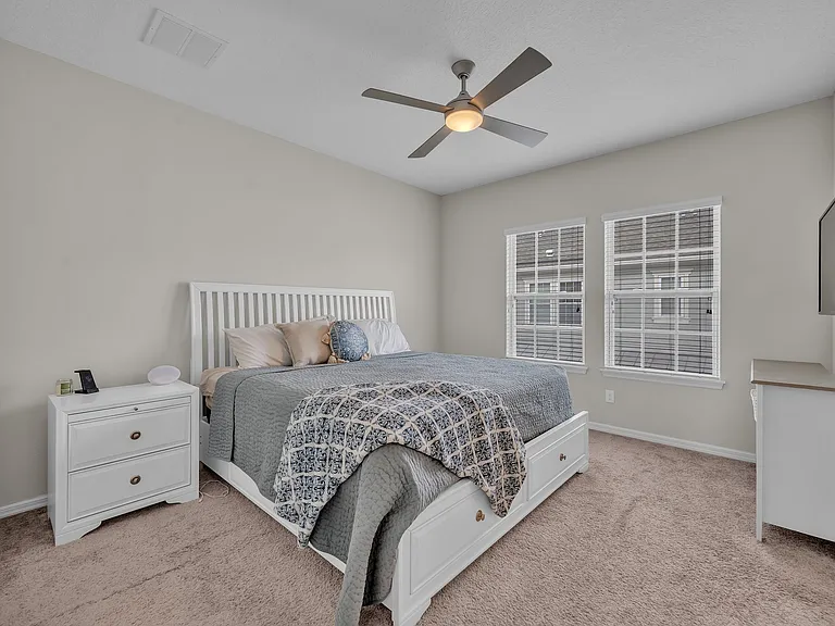 Taramundi Dr — Photo 4
