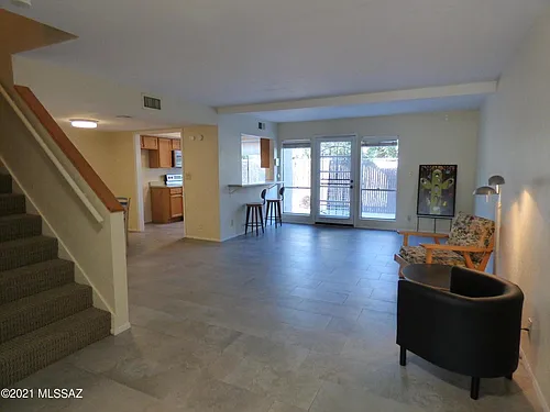 1501 E Prince Rd #B Photo 1