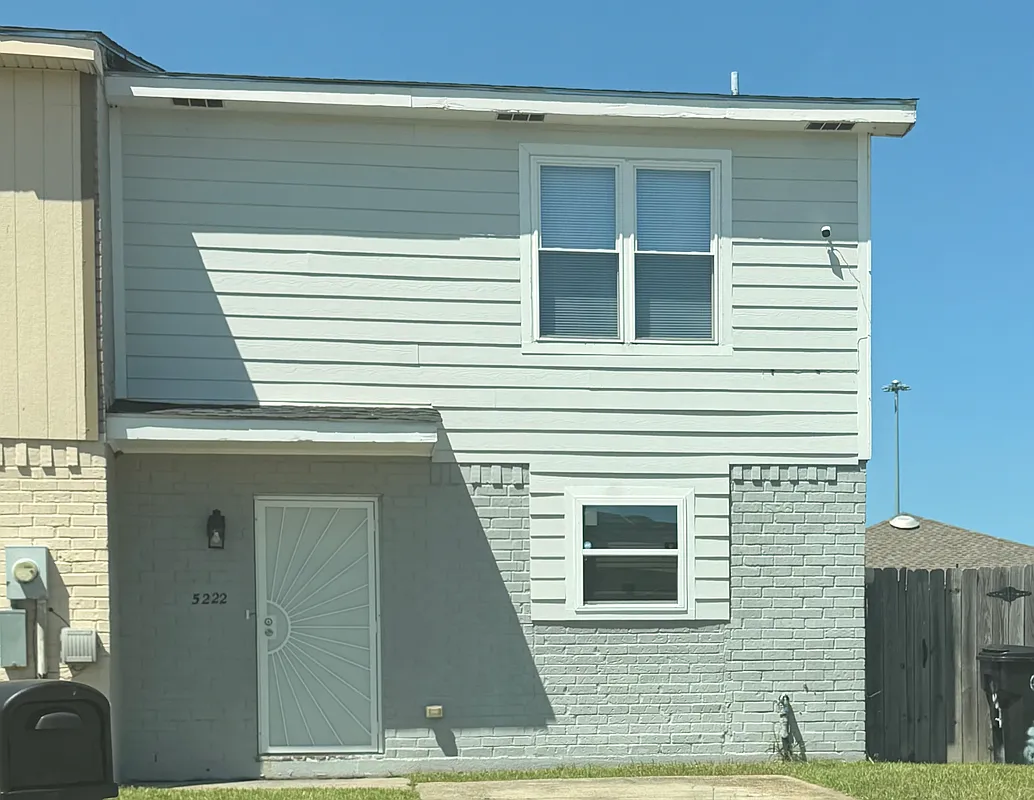 2 bed, 2.5 bath, 1532 sqft, $1,500 — Photo 1