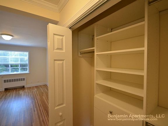 4th image of 94 Saint Paul St #6A