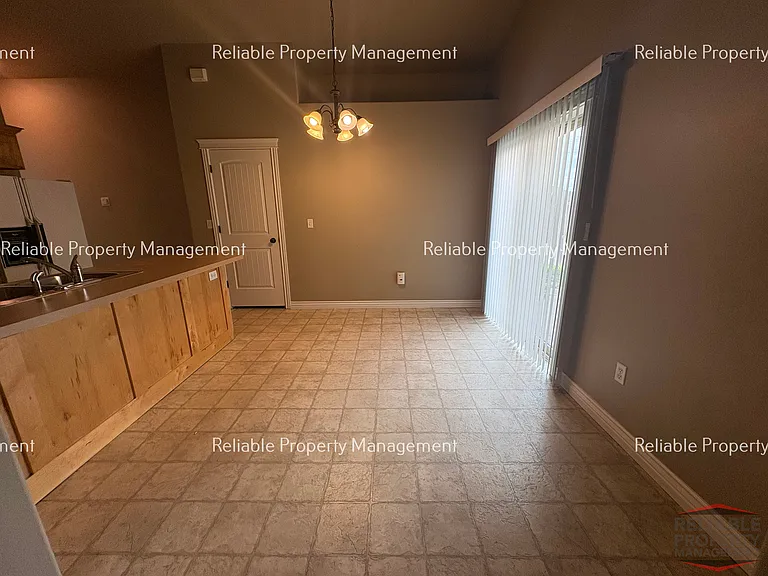 1213 N Cornerstone Dr — Photo 7
