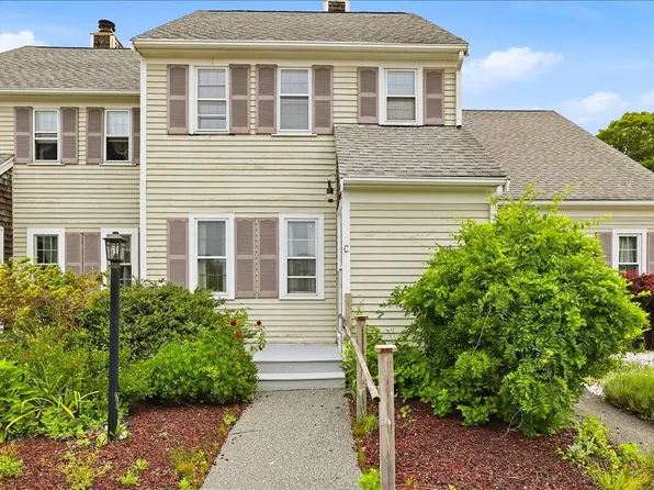 18 Woodview Drive UNIT 8C, Falmouth, MA 02540