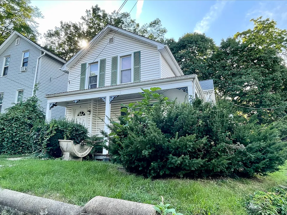 26 Christie St #4