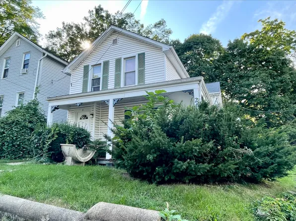 26 Christie St APT 4, Akron, OH 44303