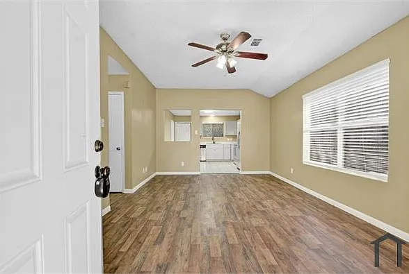 7370 Concordia Ln — Photo 7