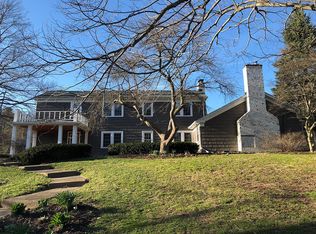 9215 Baldwin Rd, Kirtland Hills, OH 44060