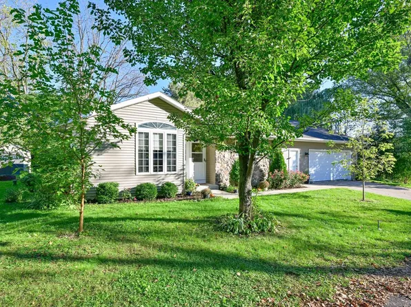 W6516 Shore LANE, Elkhorn, WI 53121