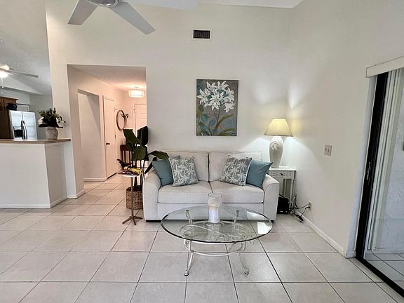 3rd image of 3211 Jog Park Drive