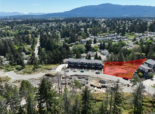 1221 Manzanita Pl, Nanaimo, BC V9T 0L7