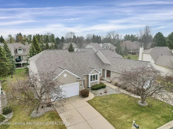 5879 Vienna Way #122, Lansing, MI 48917