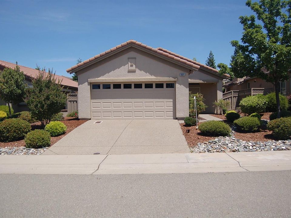 2nd image of 2221 Prairie View Ln
