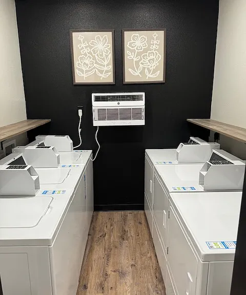 1008 N Rolla St #312 — Photo 13