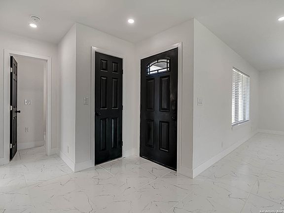 4th image of 8007 QUIRT ST