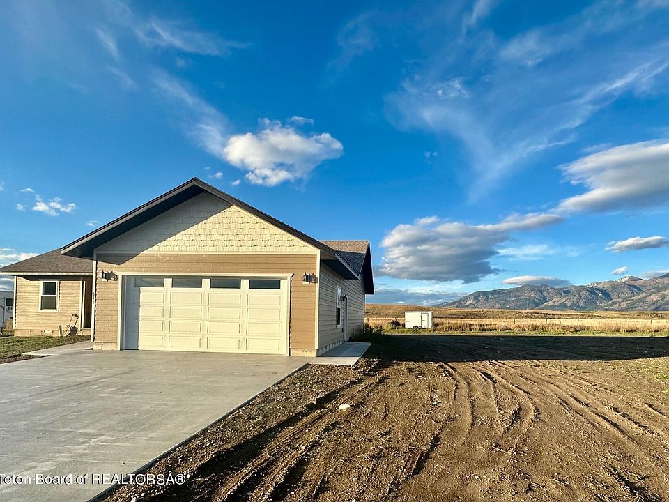 318 Wright St, Thayne, WY 83127 MLS 232347 Zillow