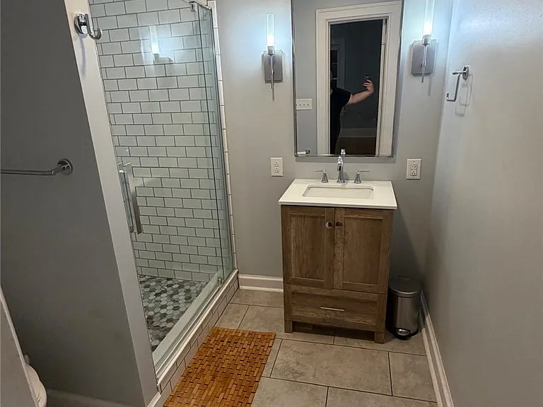 314 S Pleasant St — Photo 15