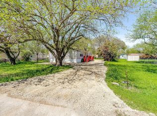 1504 Alamo Dr, Granbury, TX 76048