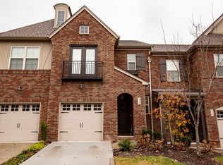 334 Coronado Private Cir #PVT-94, Hendersonville, TN 37075