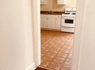 97 Bell St, Bridgeport, CT 06610