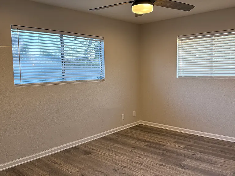 40551 Shellie Ln — Photo 16