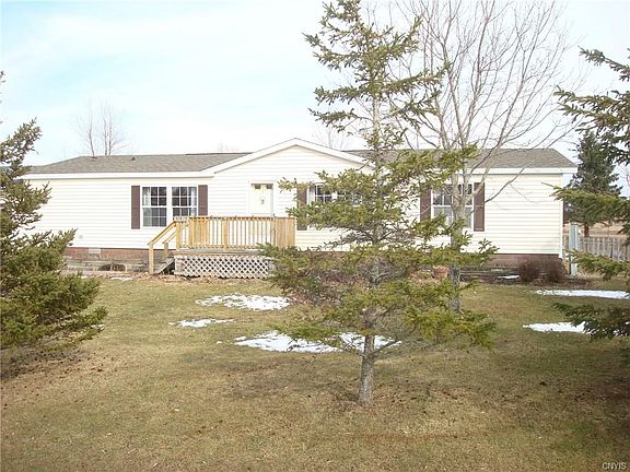 4th image of 36862 Sprucedale Dr