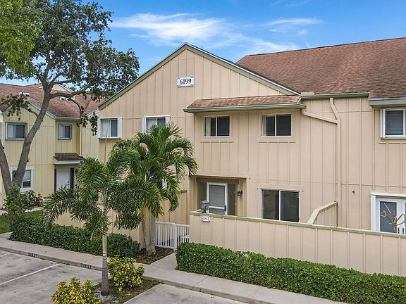 3rd image of 6199 Riverwalk Ln Unit 2