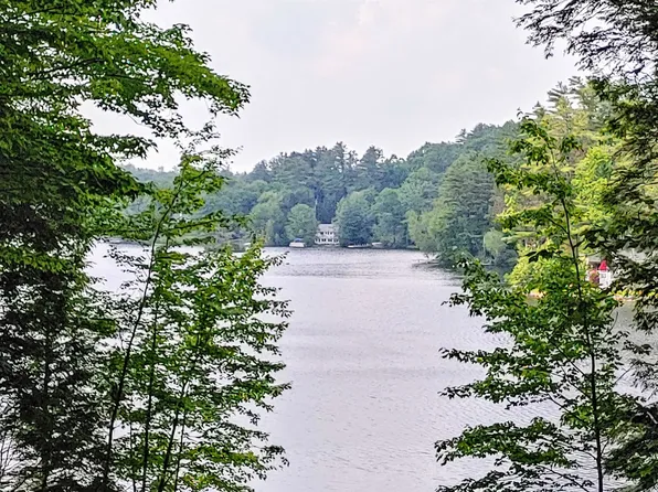 277 Hemlock Drive, Gilmanton, NH 03237