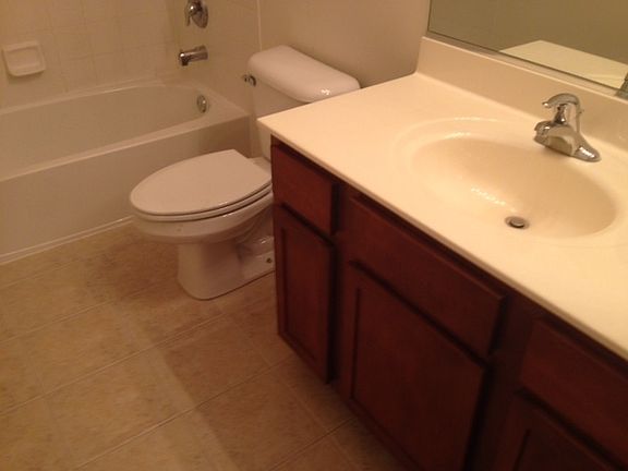 4th image of 5226 W Galewood Ave #2