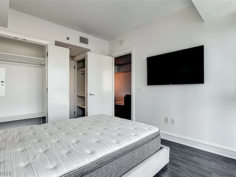2700 Las Vegas Blvd S #1305 — Photo 14