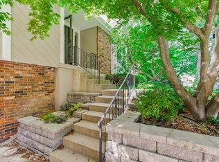 3718 SW Harbor Cir, Lees Summit, MO 64082