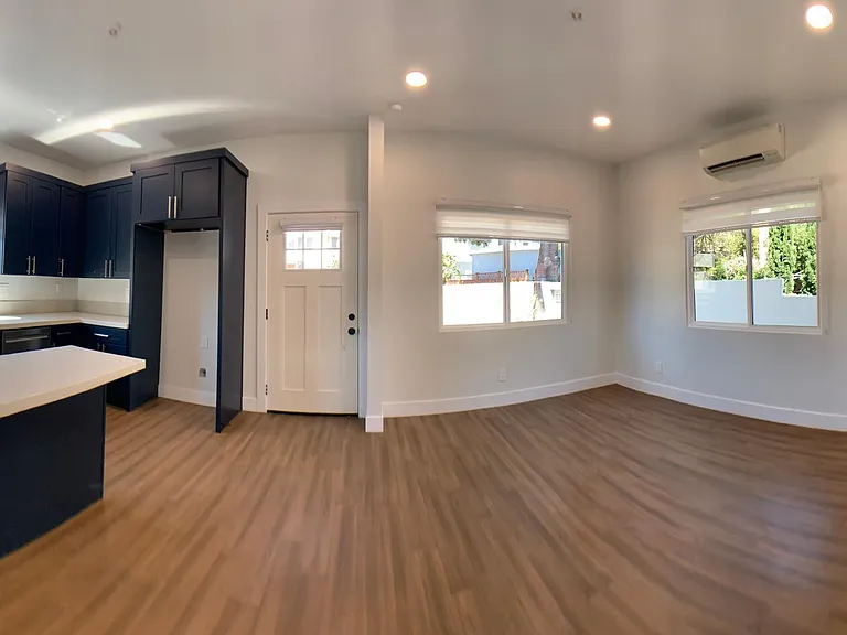 2127 Park Blvd #2 — Photo 10