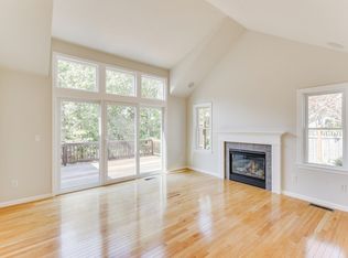 18 Sampson Cmns #18, Plymouth, MA 02360