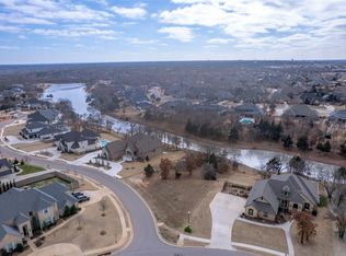 1000 Falls Bridge Ct #24, Edmond, OK 73034