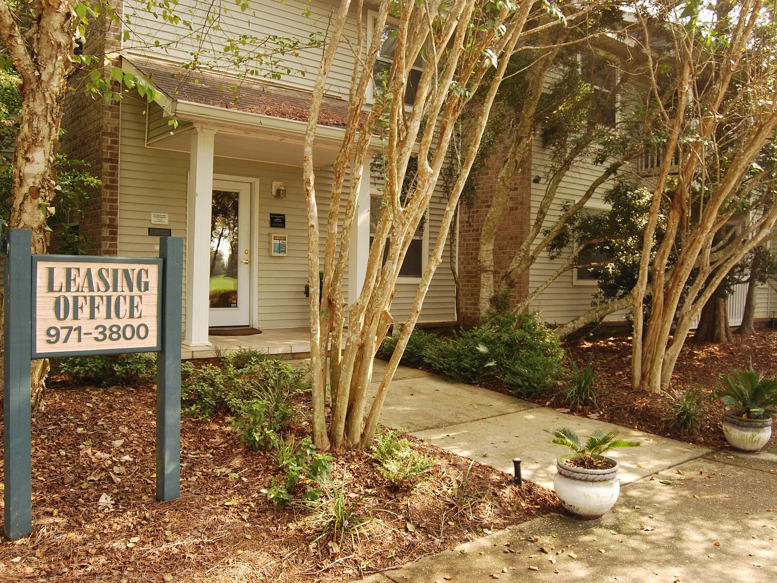 3 bed, 1437 sqft, $2,125 — Photo 4