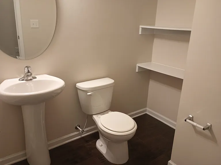 247 Cypress Hill Ln — Photo 8