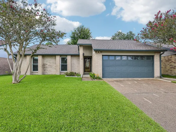 18015 Forest Cedars Dr, Houston, TX 77084