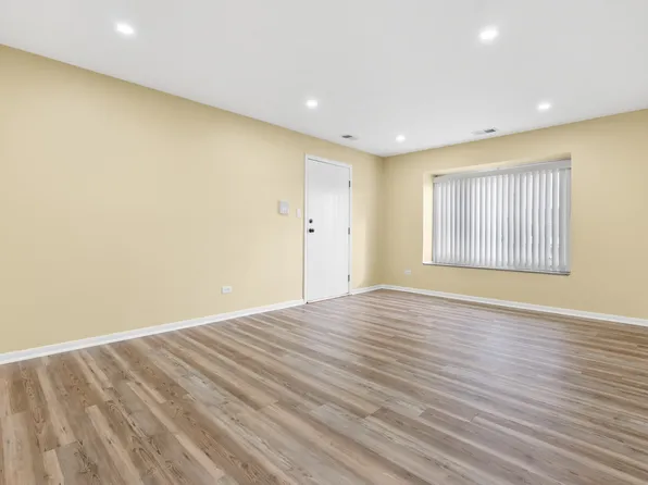 8136 Frederick Ave APT 3, Munster, IN 46321