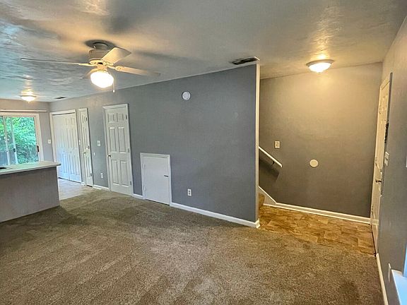 5th image of 111 Valencia Dr APT F