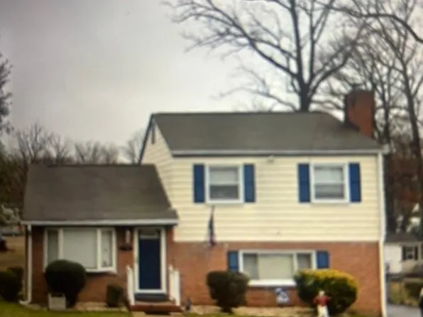 5919 Meadowburm Dr, North Chesterfield, VA 23234
