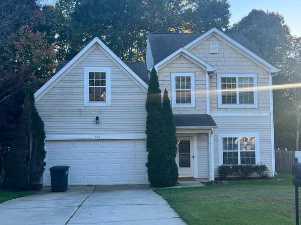 121 Jacobs Woods Cir, Troutman, NC 28166