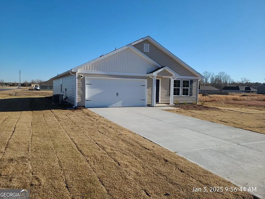 4 bed, 2.0 bath, $2,195 — Photo 4