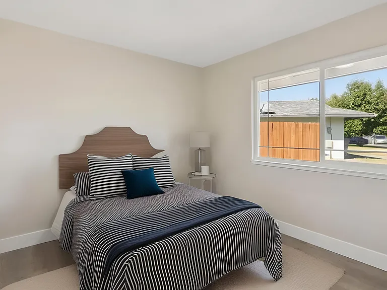 1228 Athena Ave — Photo 10