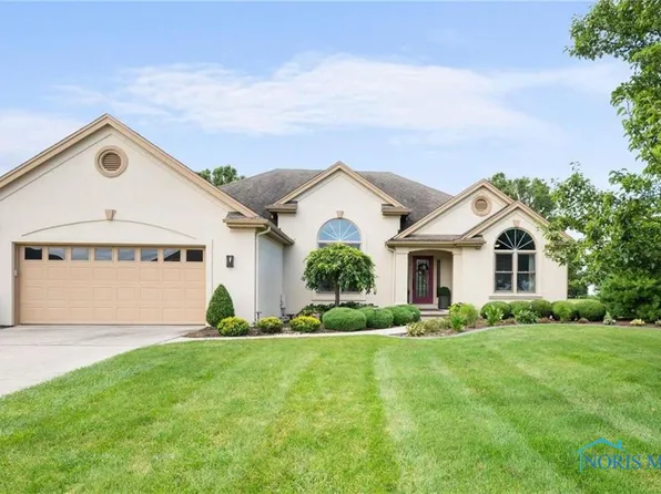 7555 Royal Timbers Ln, Waterville, OH 43566