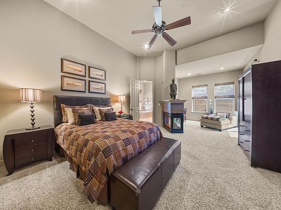 3rd image of 3204 Humberton Pl