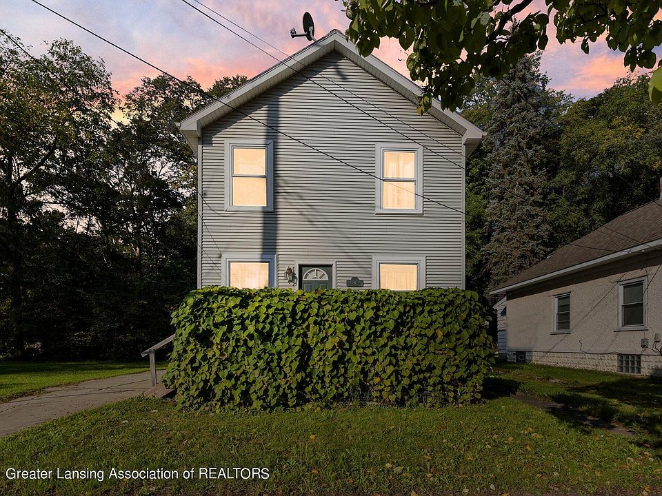1st image of 432 S Clemens Ave