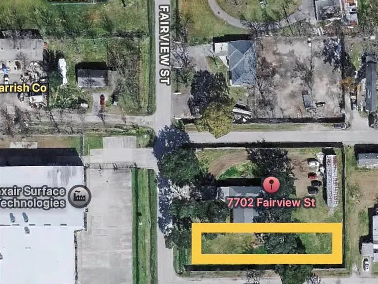 7702 Fairview St — Photo 5