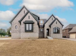 54237 Trieste Ct, Shelby Township, MI