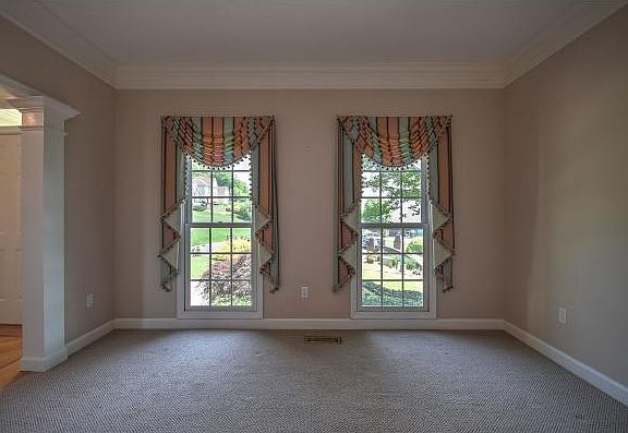 3rd image of 644 Red Oak Plantation Dr